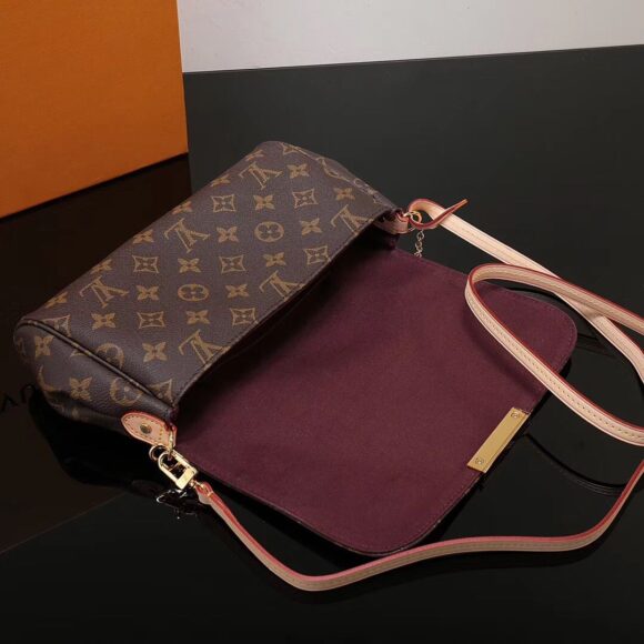 Louis Vuitton LV Favorite MM M40718 - Image 7