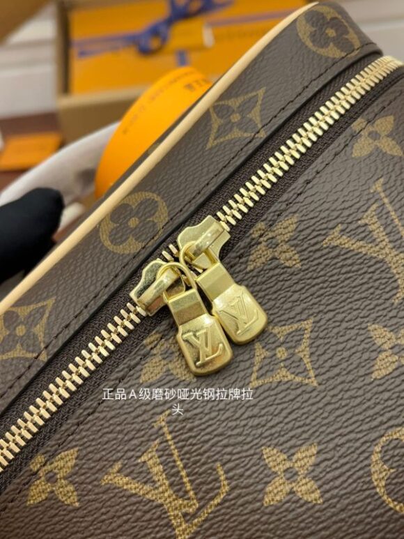 Louis Vuitton Nice Mini handbag 20cm M44495 - Image 9