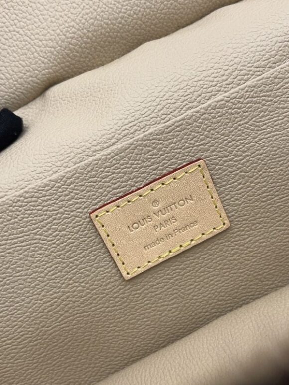 Louis Vuitton Nice Mini handbag 20cm M44495 - Image 10